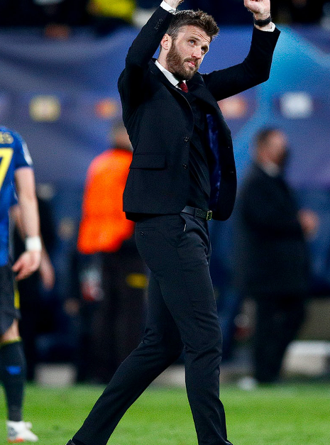 曼联名宿风波：斯科尔斯批评卡里克，费迪南德理性解读